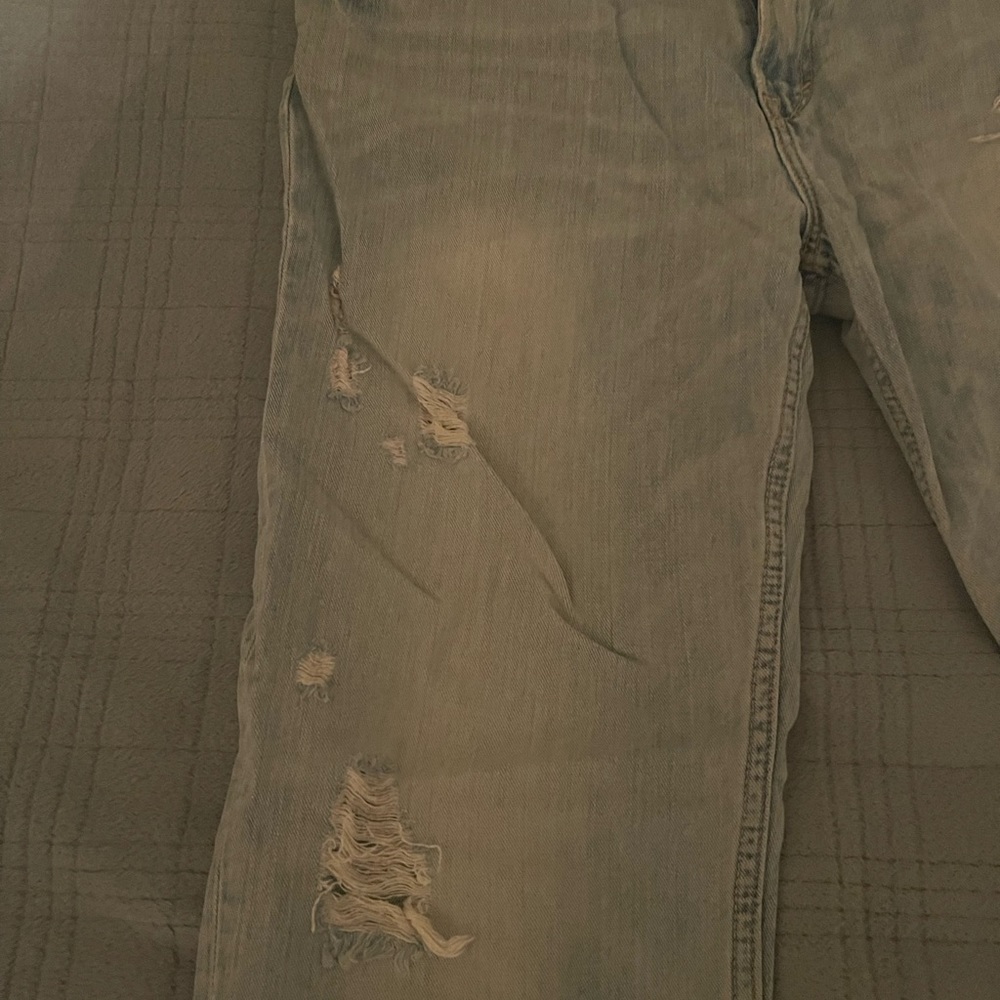 Selling American eagle pants size 36 and length 32 - Picture 2 of 7